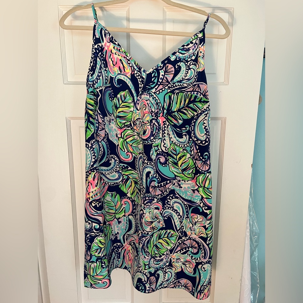 Lilly Pulitzer Lela V Neck Slip Dress. Size S. Hanging with the Fronds print.